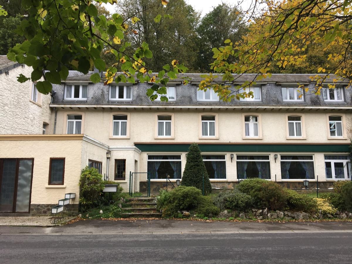 Hotel Des Roches Врес-сюр-Сьомоа Екстериор снимка
